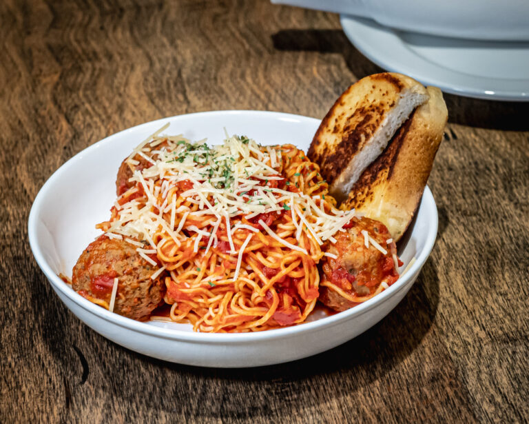 Spaghetti & Meatballs